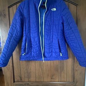 Patagonia light weight puffer jacket